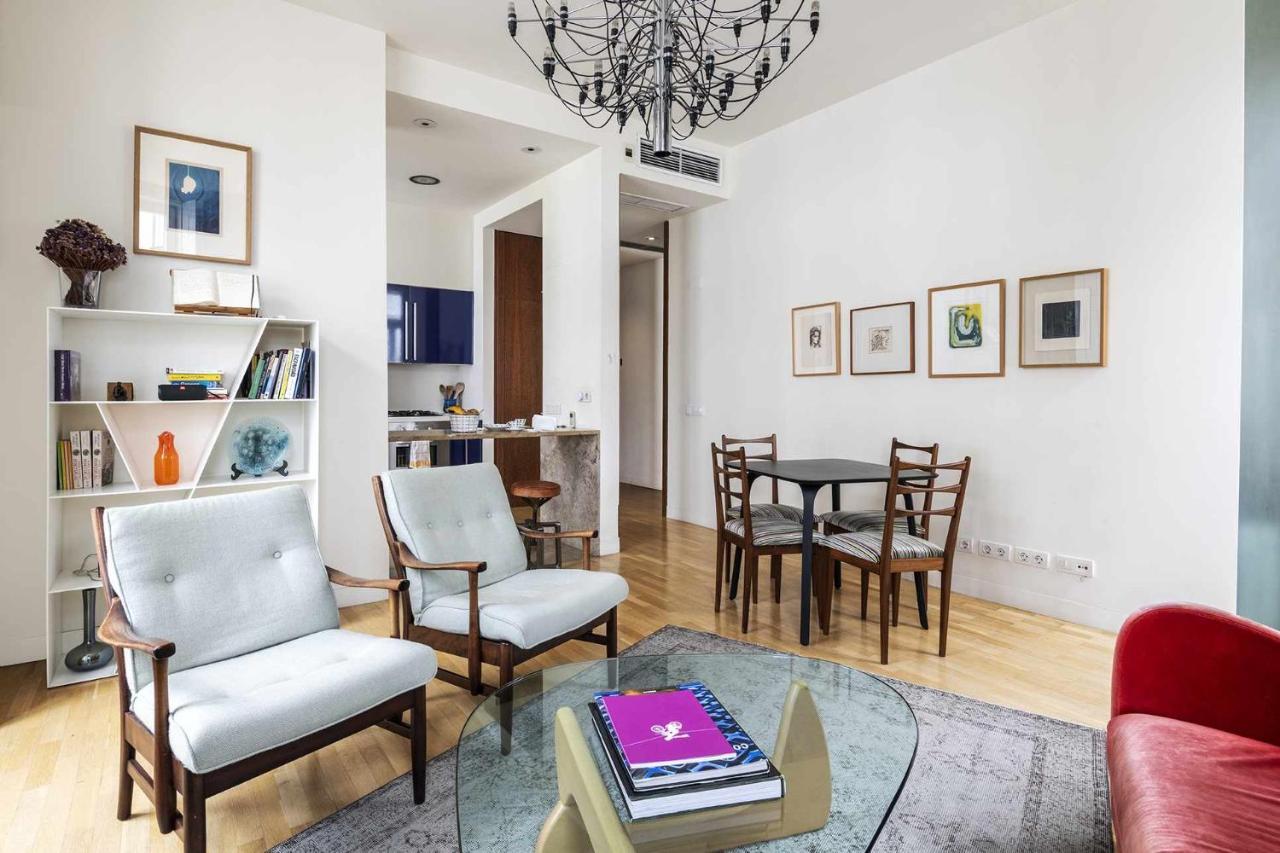 Italian Design In Principe Real Lejlighed